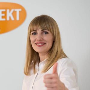 Hanna M. <span class="acc-prim">(Ukraine)</span>